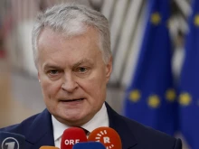 Сигнал за дрон: Самолетът на президента на Литва е кръжал няколко часа около летището във Вилнюс