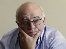 Социологът Кънчо Стойчев: В стремежа си да запазят властта, управляващите ще са склонни на нови и нови заеми