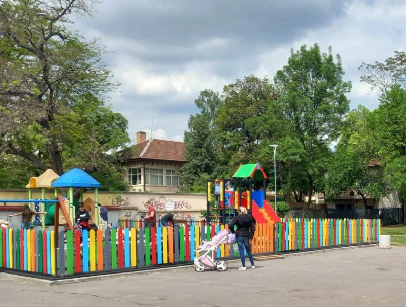 Предложение: Майките, които се върнат по-рано на работа, да получават 100% от обезщетението плюс заплатата