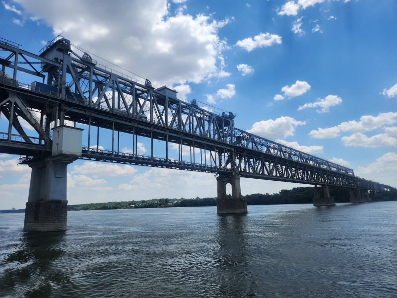 Спират движението по Дунав мост при Русе утре