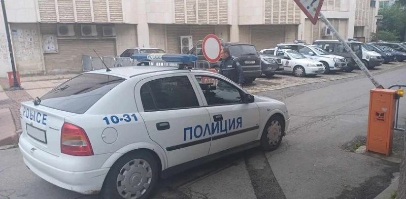 Родители от Дупница са пребили дъщеря си