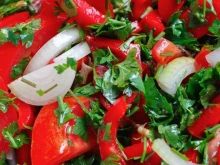 Био храна в детските заведения ще предлагат в Казанлък