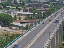 Неофициално: Двама са скочили от Аспарухов мост