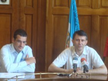 Наградиха световния рекордьор в стоене под вода