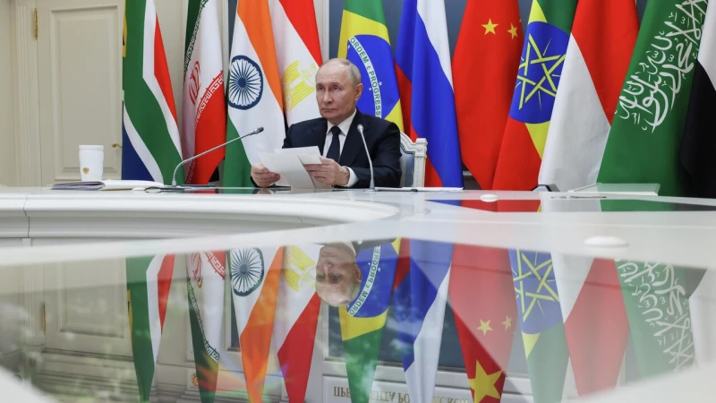 Започна срещата на върха на БРИКС, Путин участва онлайн в нея