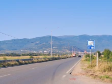 Маркировка и монтаж на лампи по пътя за "Гюешево"