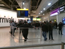 Терминал 4 на летище ''Хийтроу'' поднови работа след временно спиране заради предполагаем инцидент