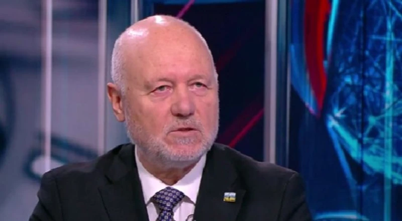 Тагарев: Няма да пращаме войски в Украйна, няма кой да ни затвори в Черно море