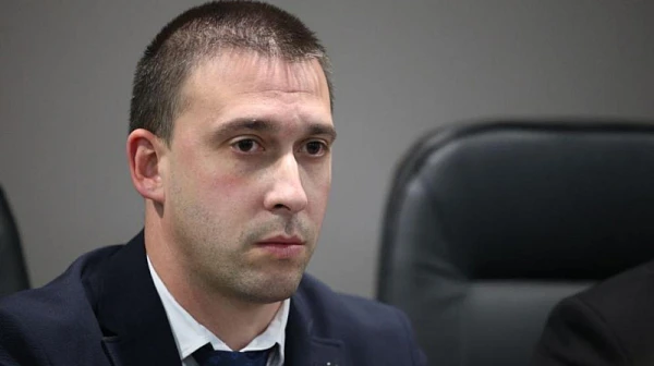 Областният управител на Плевен е отстранен от поста
