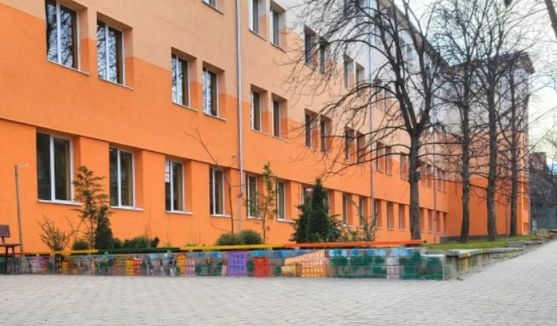 СОС ще гласува да се ремонтират две училища в София