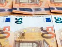 Прогноза: Българските заплати ще нараснат до 3300 евро след присъединяване към еврозоната