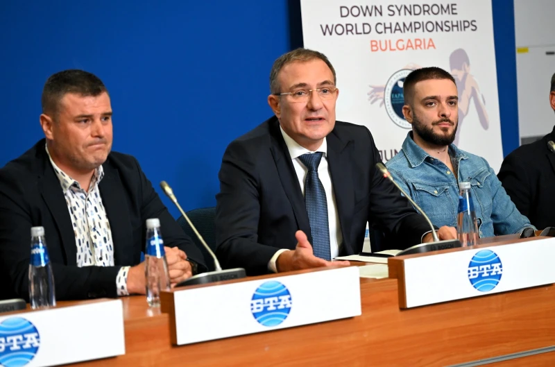 Гуцанов: Ако трябва на някого да благодарим, това е първо на децата, които прославят България