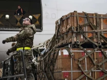 "Без "лечение" за потвърждаване на пола и 400 милиона за Украйна": Конгресът на САЩ одобри разходите за отбрана за 2026-та