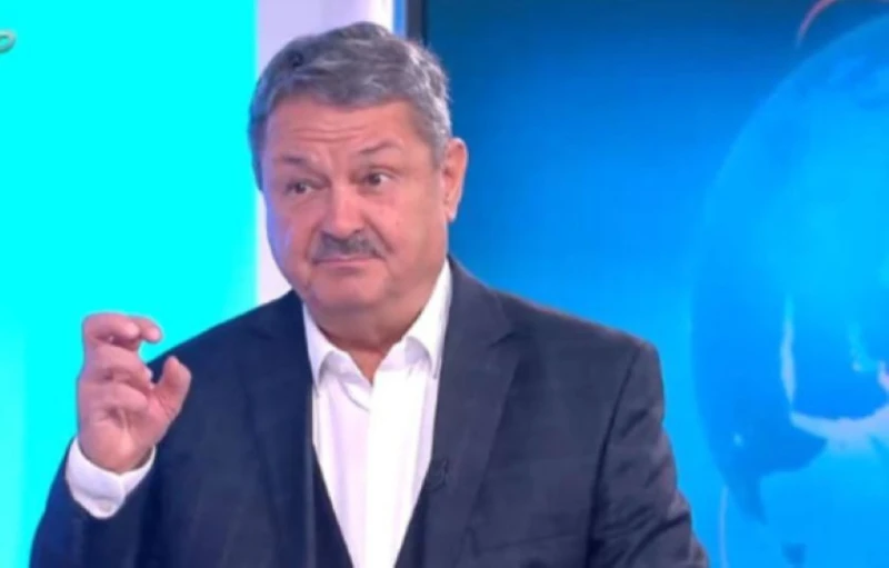 Проф. Рачев: Учителите да предвидят един мокър вариант за първия учебен ден