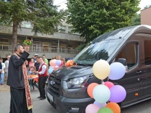 Община Варна осигури нов бус на Дневния център за деца и младежи с умствена изостаналост "Св. Йоан Златоуст"