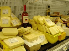 Митът за родния кашкавал: Повечето продукти идват отвън и се разфасоват в България
