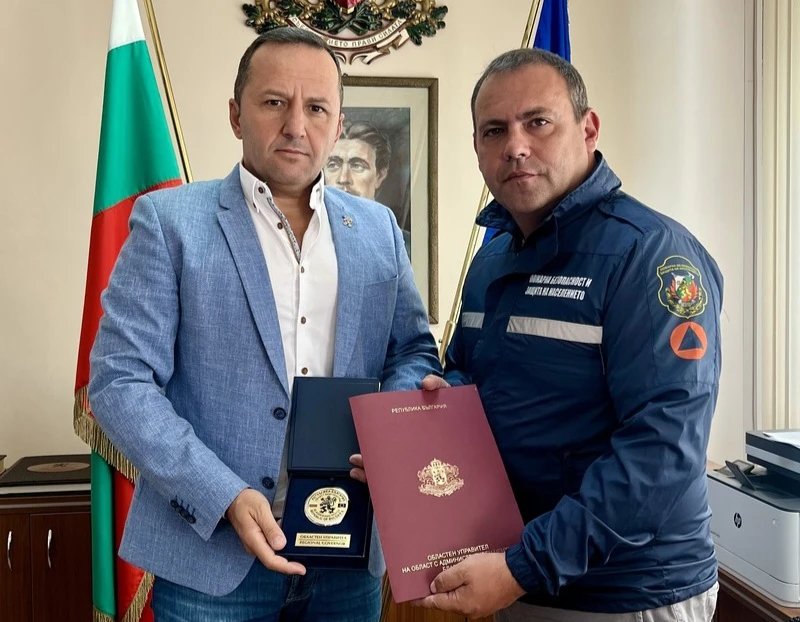 Признание за благоевградските пожарникари в навечерието на празника им
