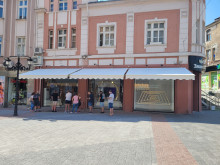 Падна и последният бастион, почернил Главната
