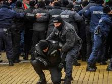 Любен Дилов – син с остър пост