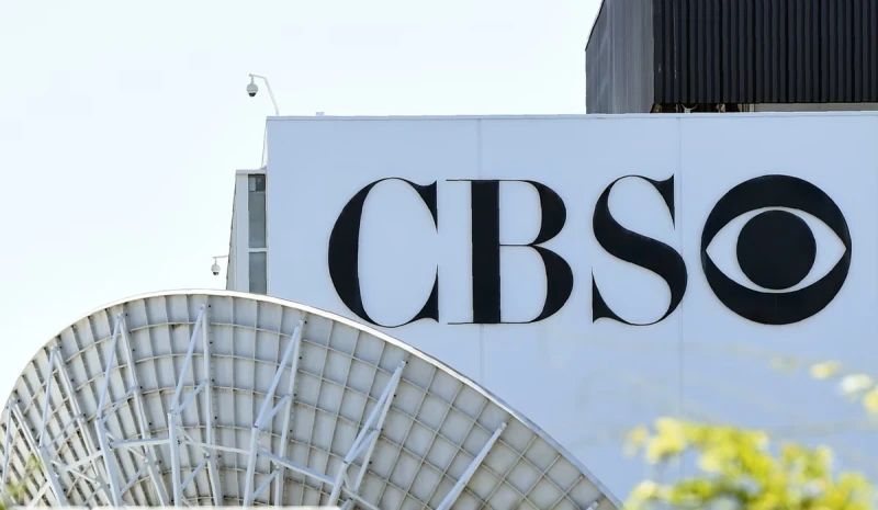 NPR: Новият собственик на CBS променя курса си, за да угоди на Тръмп