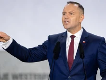 Навроцки ще посети Берлин и Париж във вторник за среща със западните лидери