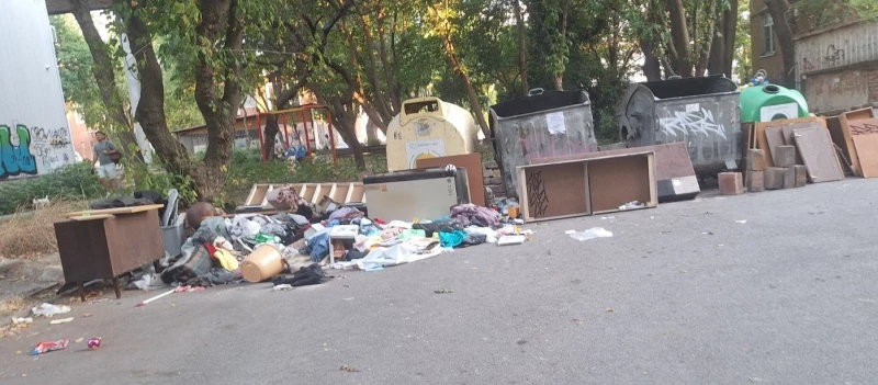Сигнал до кмета на "Южен": Парковете и улиците са в окаяно състояние