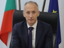 Просветният министър приветства ученици, учители и родители за първия учебен ден