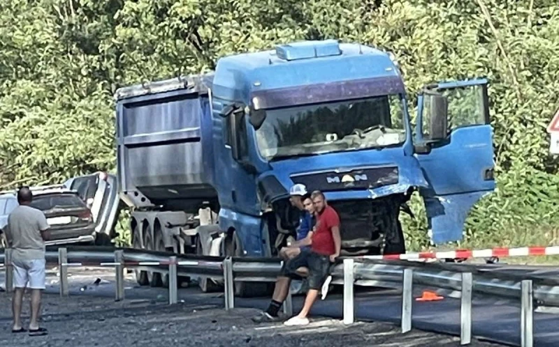 Двама румънци са загиналите при поредната тежка катастрофа в Хаинбоаз