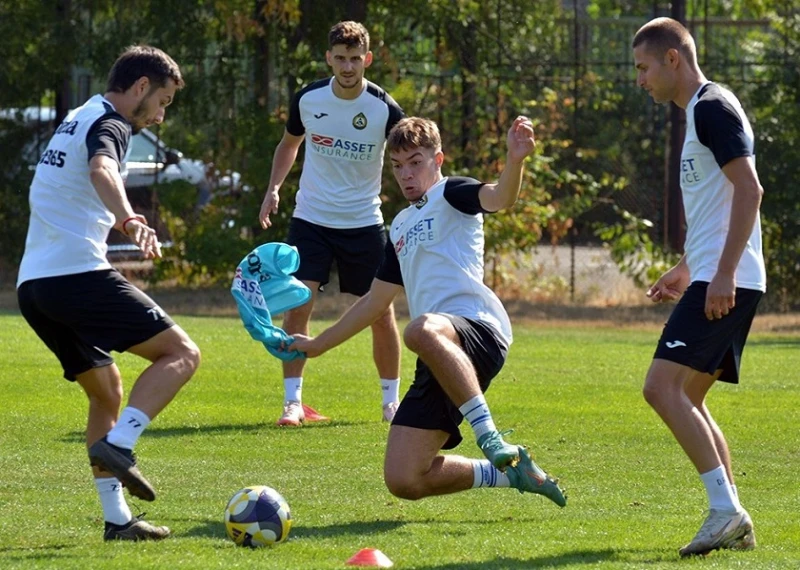 Тежко гостуване за Славия в Бистрица