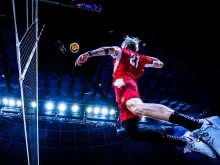 Фаворитът Полша продължава да мачка на Световното по волейбол за мъже