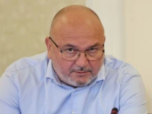 Дацов: Няма друг вариант, освен да се вдигнат данъците или да се поемат нови дългове