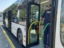 Пътничка падна при слизане от автобус на спирка в Пловдив