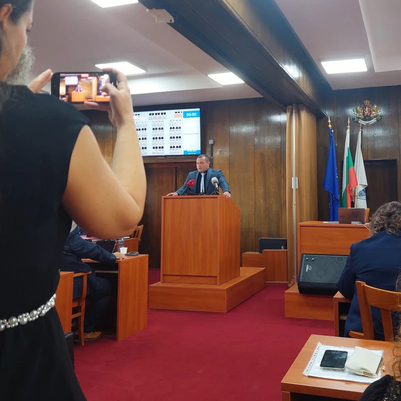 Иван Белчев: Има опит за задкулисна смяна на управителя на ВиК - Русе