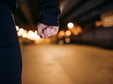 Цигани са нападнали таксиметров шофьор във Варна! Били са неадекватни, дрогирани и агресивни!