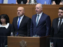 Пети вот на недоверие срещу кабинета "Желязков" влиза в зала