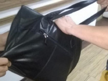 Кражба на портфейл с пари разкриха полицаи от Стражица