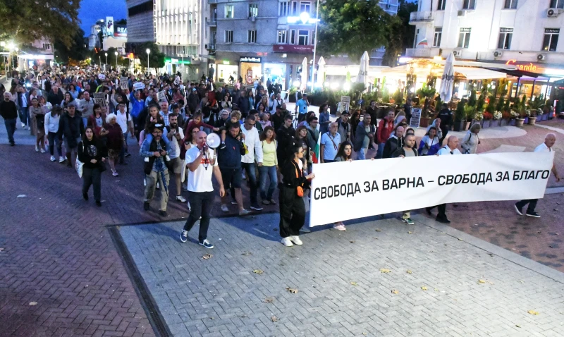 Пореден протест срещу задържането на кмета Коцев във Варна