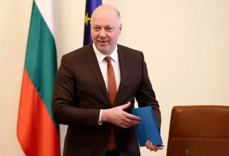 Премиерът награждава ученици, спечелили медали от олимпиади по природни науки