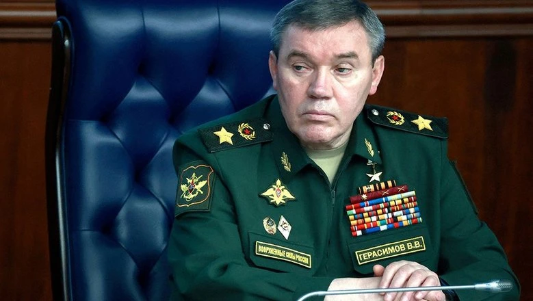 Герасимов даде отчет за настъплението на руските войски