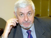 Роден е на днешния ден преди 71 години