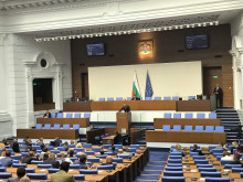 Кабинетът "Желязков" оцеля и при петия вот на недоверие