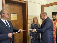 Министър Георгиев откри в Русе център за правна помощ на пострадали от домашно насилие
