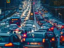 Автобусът на Лудогорец заседна в софийско задръстване