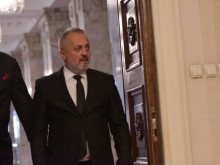 Люпчо Георгиевски: Половината от правителството на Мицкоски са с двойно гражданство, респективно и българско