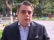 Асен Василев ще поиска проверка на фирмата, ремонтирала жълтите павета в София