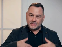 Фронтменът на "Остава" Свилен Ноев: Ако баща ми можеше да ме разбере, щях да му кажа, че му прощавам. Но беше гнусна свиня