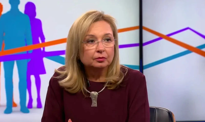 Зорница Русинова: Не бързайте да обменяте парите си преди 1 януари