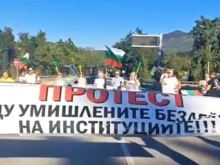 Протестиращи срещу безводието в Плевен блокираха пътя София-Варна за час