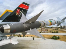 Не са нови, но са ефективни: AIM-9L/M Sidewinder успешно прихващат руските дронове "Шахед" и крилати ракети