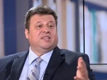 Д-р Стефан Иванов: Възпитателната функция е това, което липсва в българското училище днес